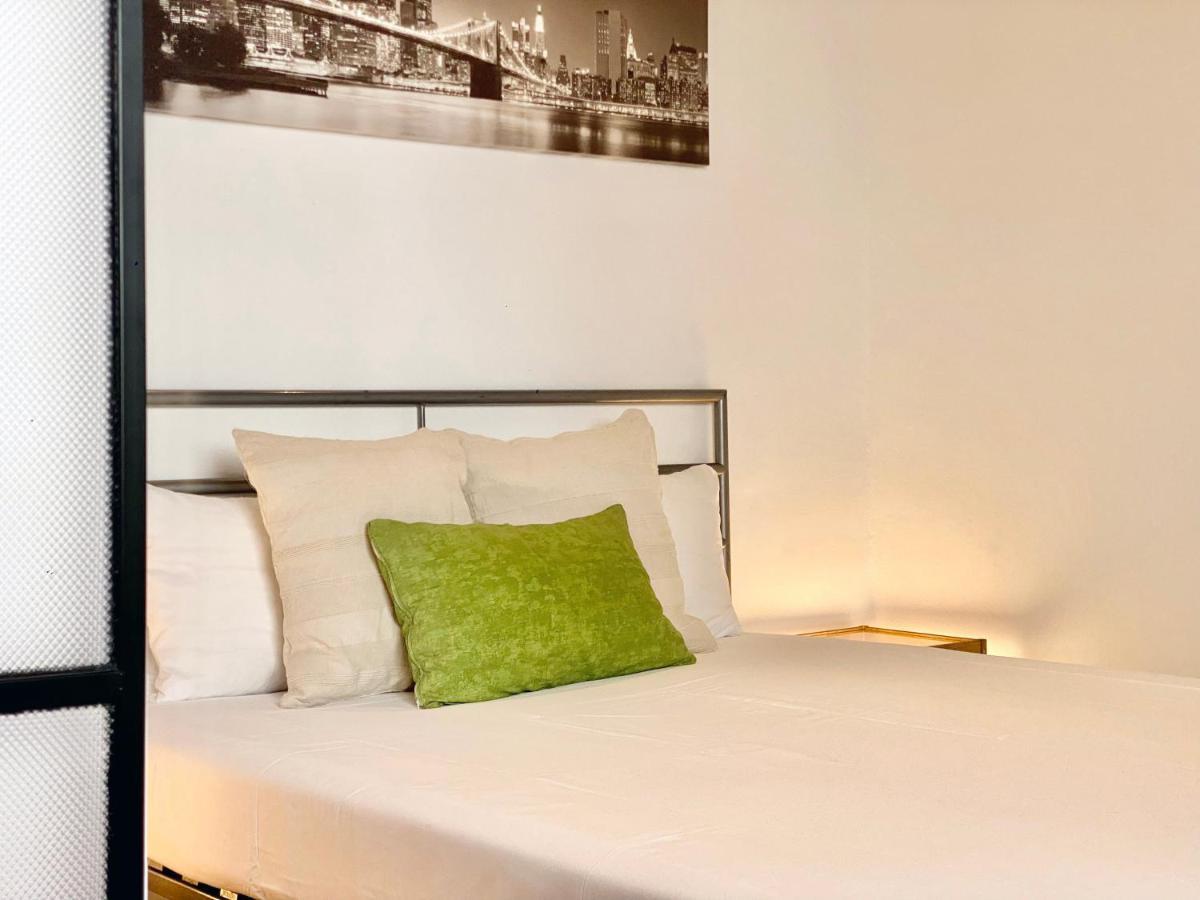 Charming Gran Via Attic Apartment มาดริด ภายนอก รูปภาพ