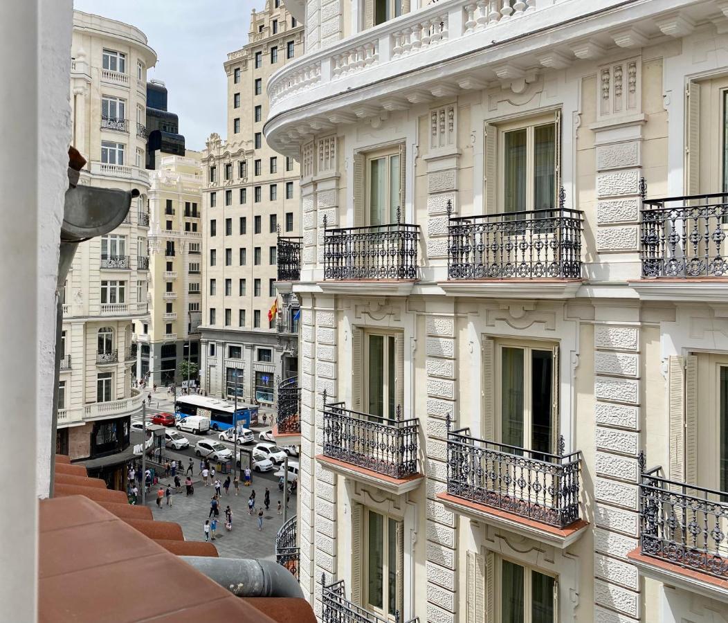 Charming Gran Via Attic Apartment มาดริด ภายนอก รูปภาพ